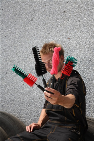 Vikan Szczotka do felg Ogrodowczyk Technologieczyszczenia Łódź.png