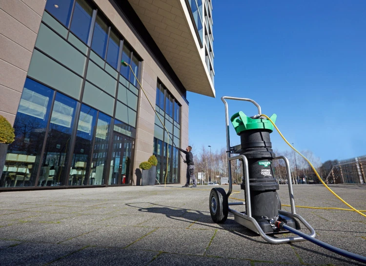 DIUH3 System mycia wodą demineralizowaną Technologieczyszczenia Łódź.jpg